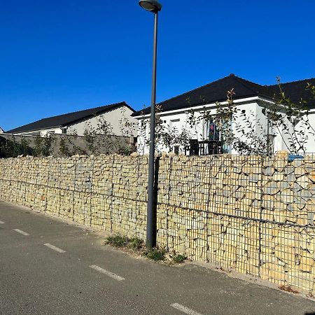 Chambre Privee/Climatisee+Tv /Petit Dejeuner Inclu/Tout Confort Nevers Exterior foto